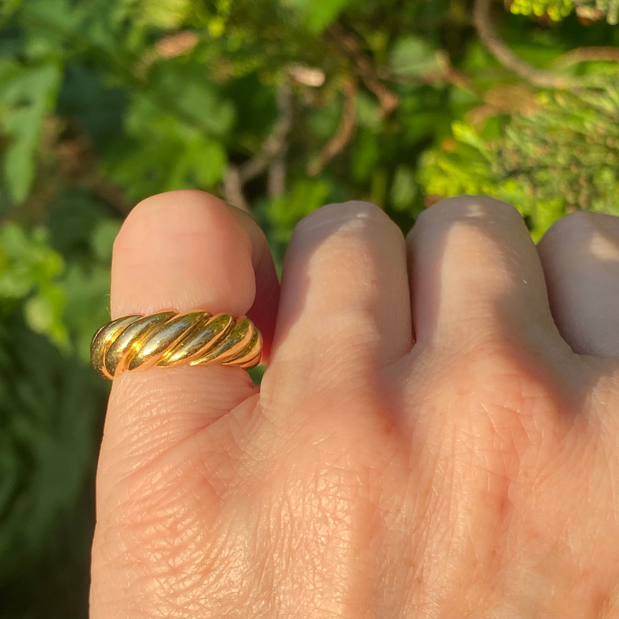 Vintage 18K Yellow Gold Heavy Twisted Band Ring Size 4.25 - HIGH